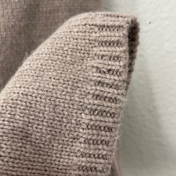 41 Hawthorn size Large Women’s sweater Knit Crochet - Picture 7 of 10